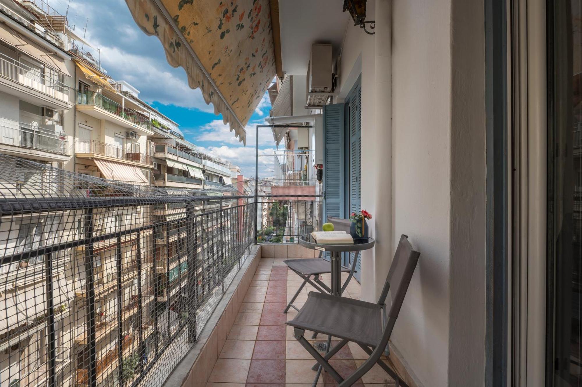 Estia Thessaloniki Apartment, Cozy, Spacious, Sunny, 2 Rooms-5 Beds Exterior photo
